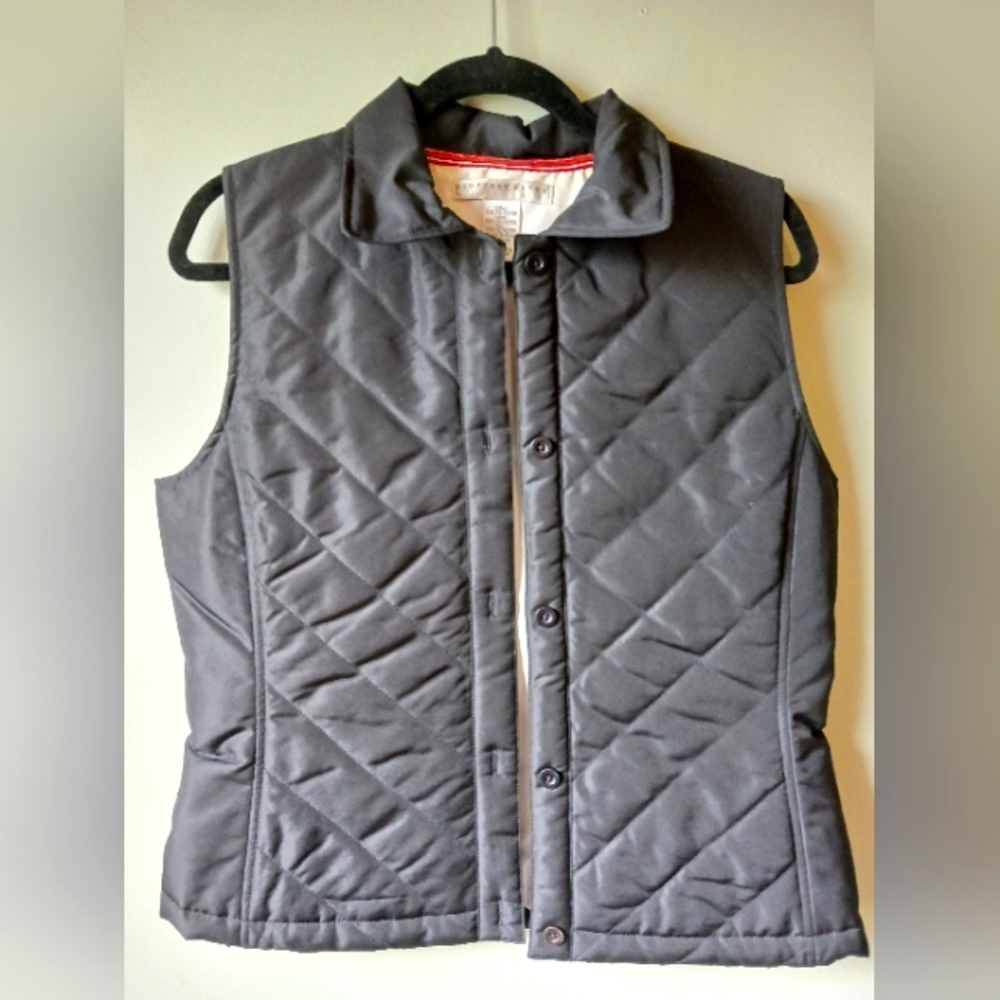 LIKE NEW Geoffrey Beene Quilted Vest
